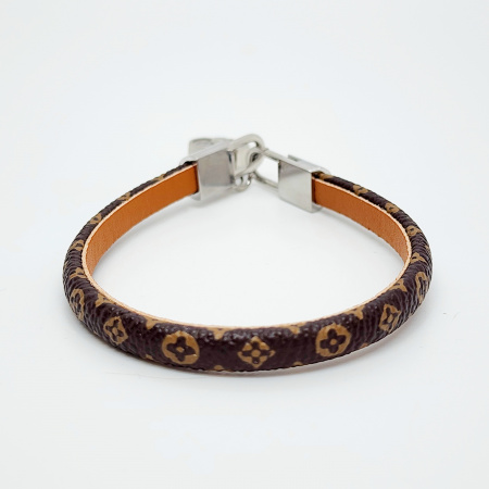 PULSERA CUERO LV DIJE BOTELLA LV