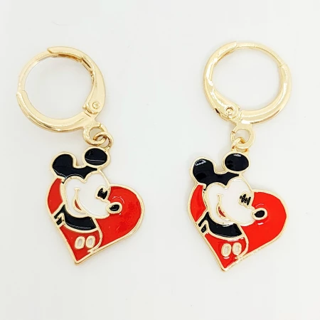 ARETES HUGGIES CORAZÓN RATON