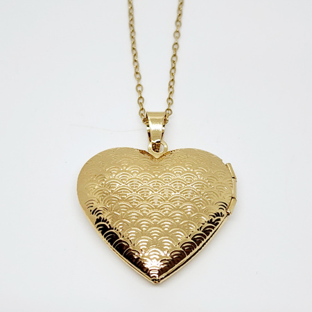COLLAR RELICARIO CORAZÓN ESCAMAS MINI