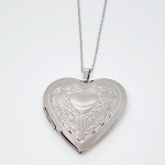 COLLAR RELICARIO CORAZÓN FLORES GRANDE