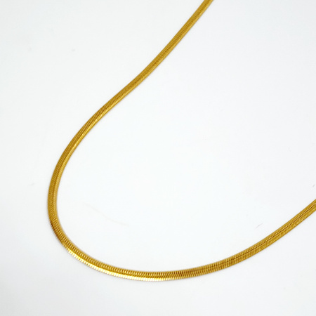 COLLAR CADENA PLANA CORTA DORADA